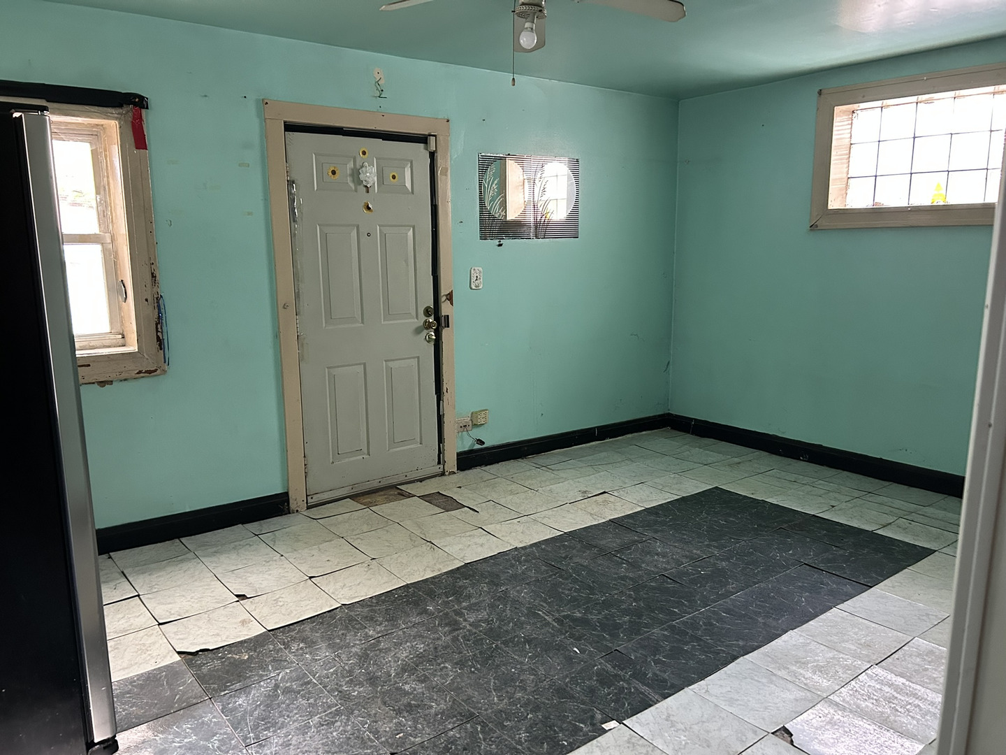 3854 South Albany Avenue Chicago IL 60632
