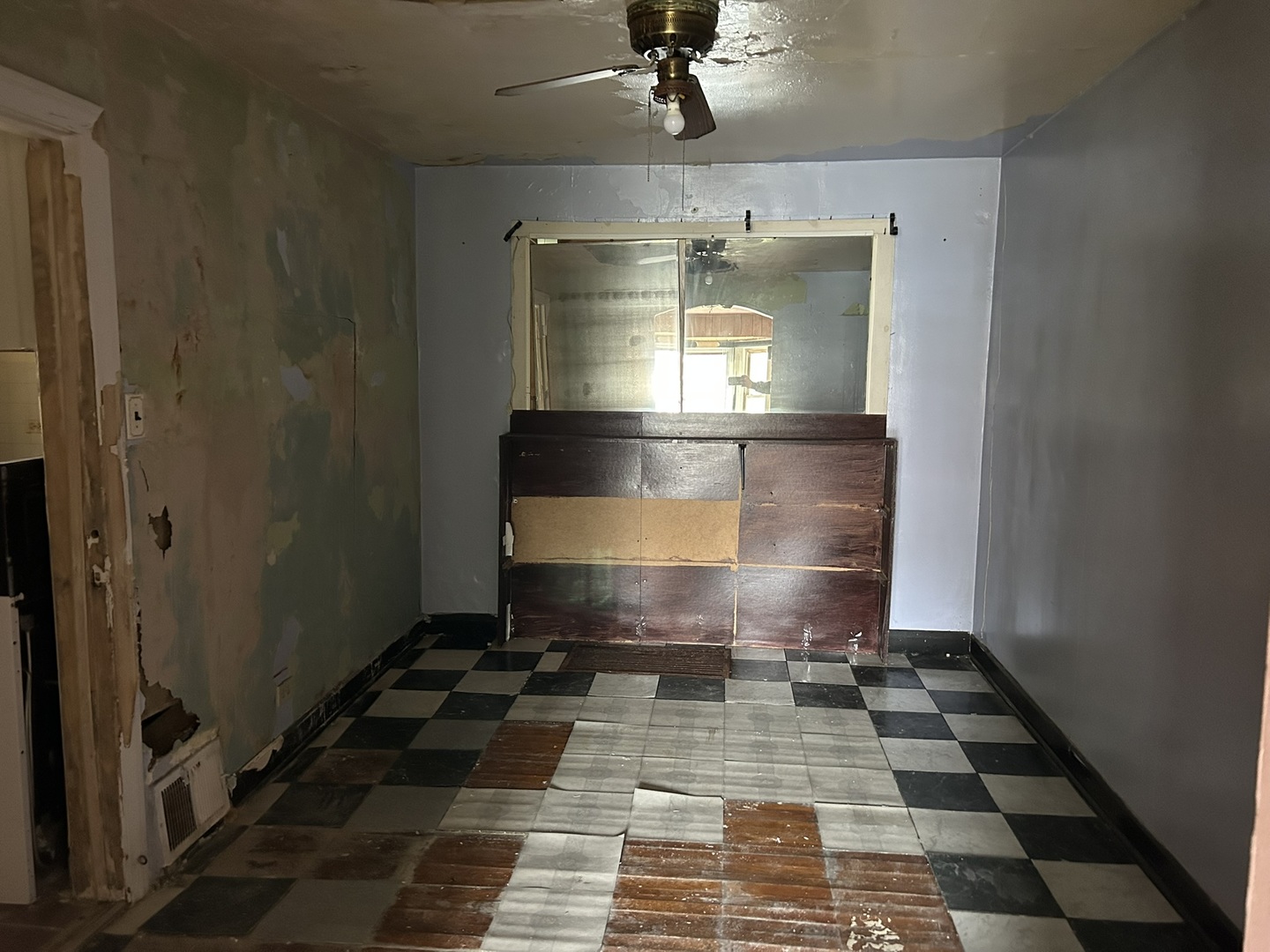 3854 South Albany Avenue Chicago IL 60632