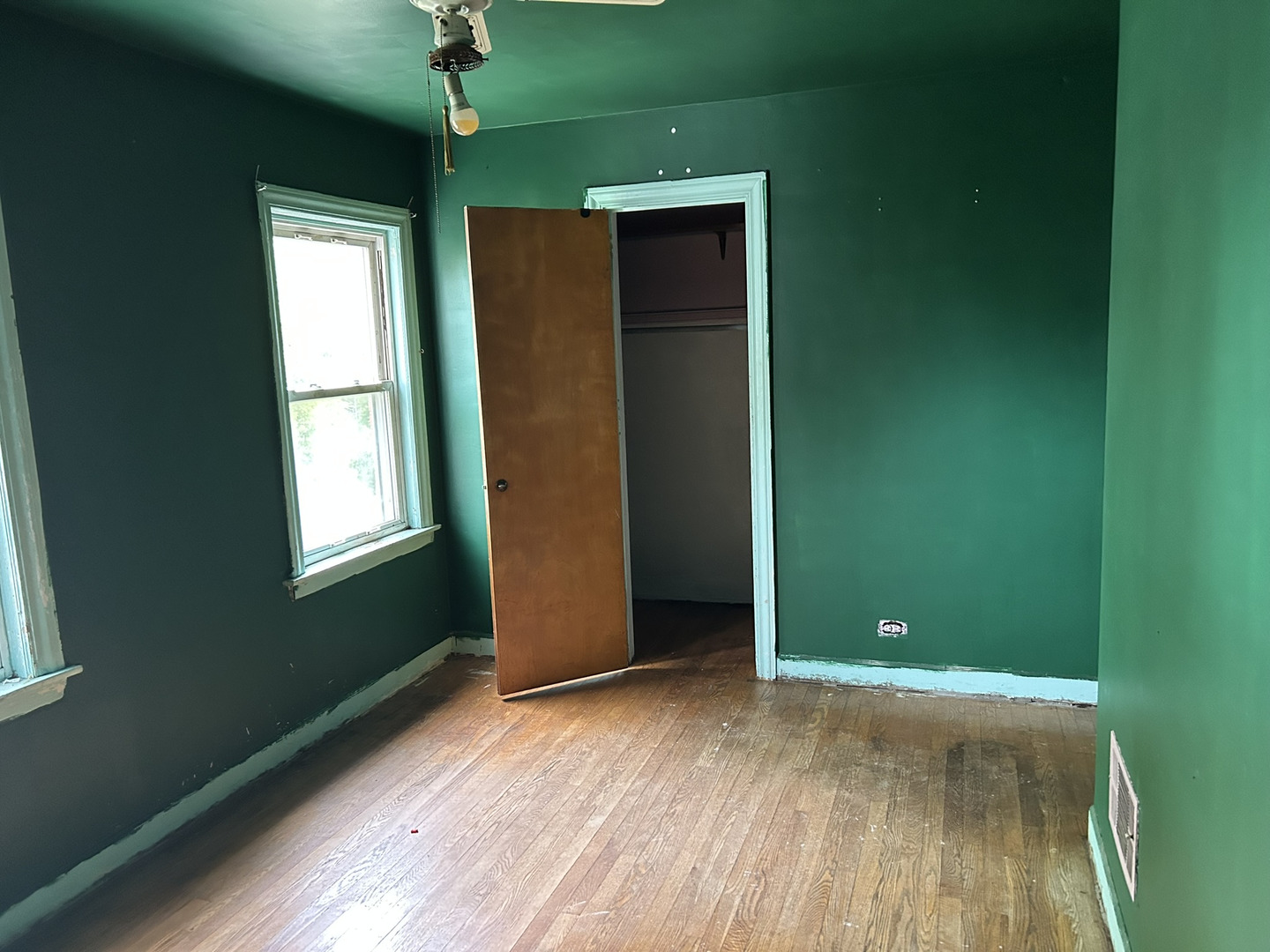 3854 South Albany Avenue Chicago IL 60632
