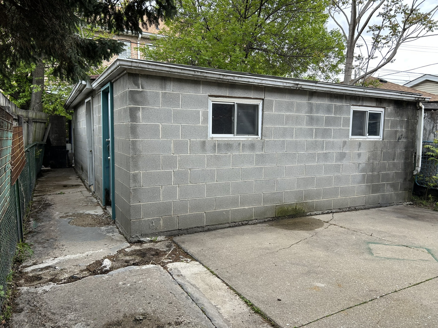 3854 South Albany Avenue Chicago IL 60632