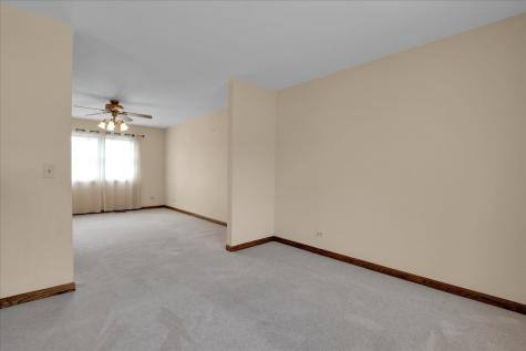 305 Abbey Lane Vernon Hills IL 60061