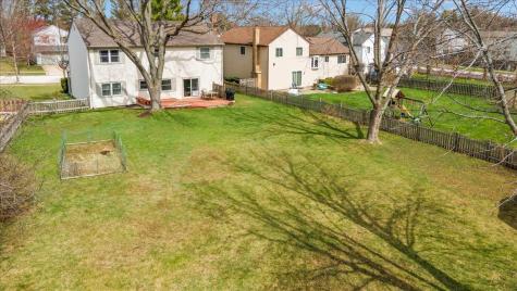 305 Abbey Lane Vernon Hills IL 60061
