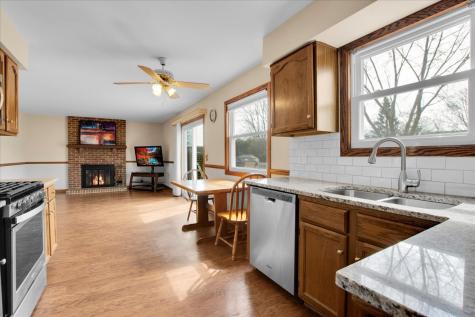 305 Abbey Lane Vernon Hills IL 60061