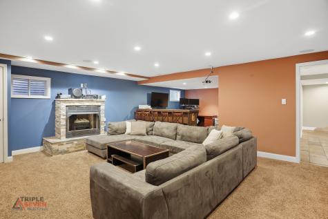 7407 Ridgefield Lane Tinley Park IL 60487