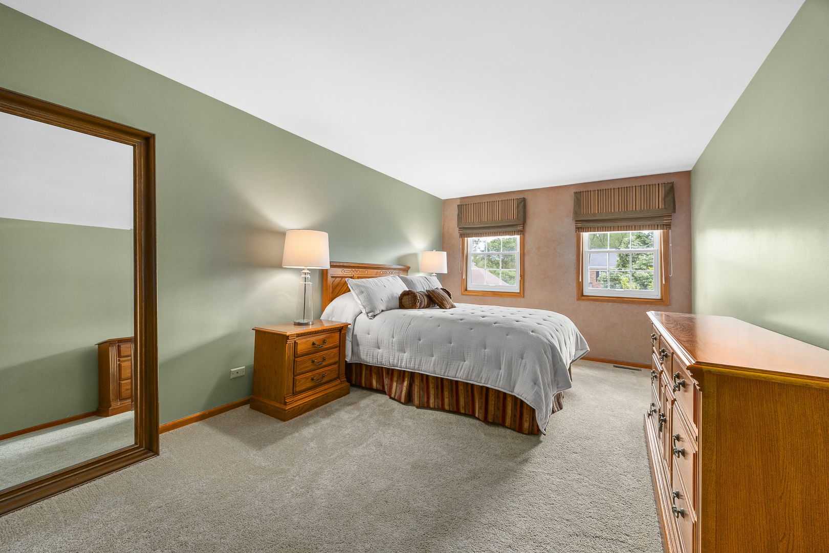 4542 Hatch Lane Lisle IL 60532