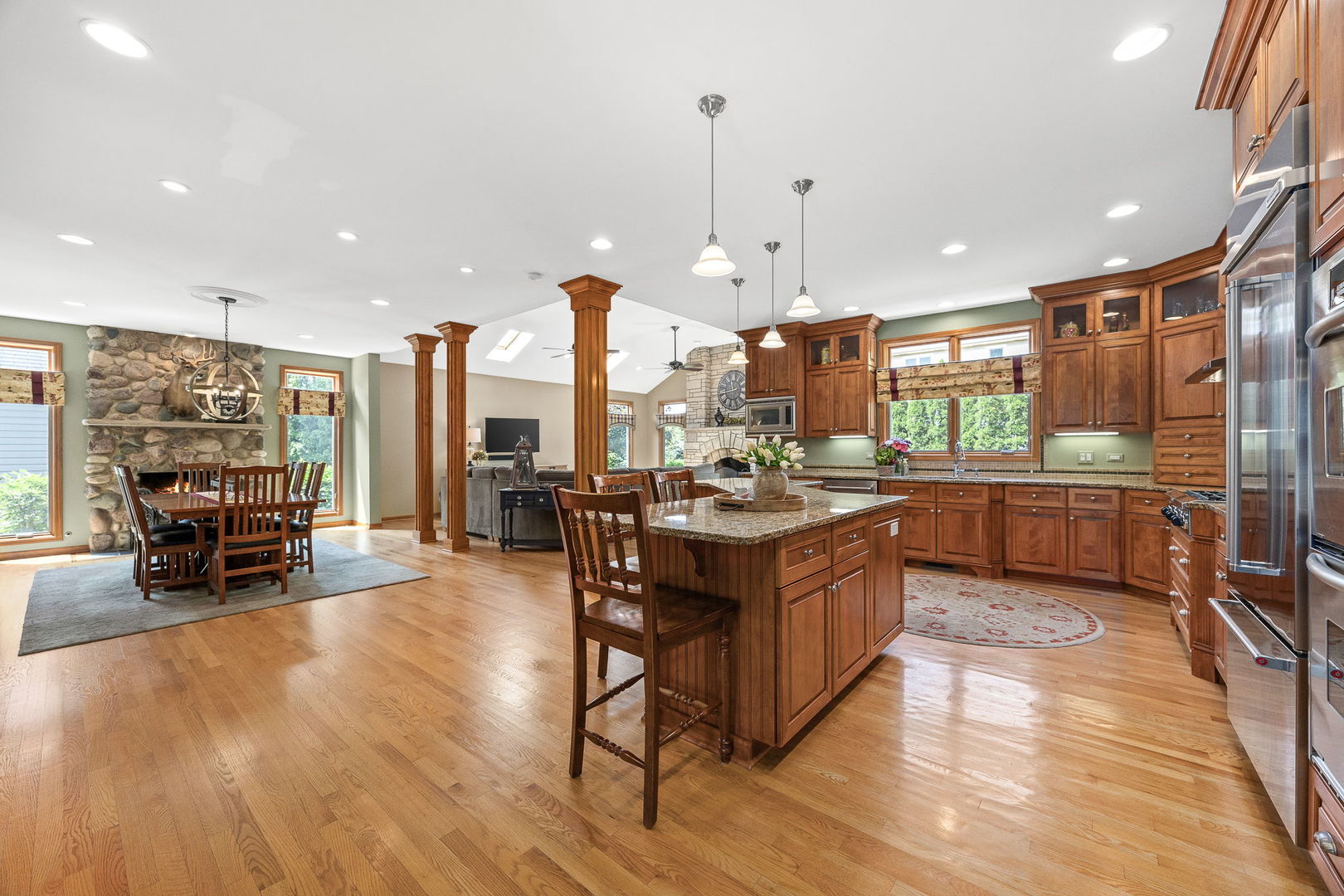 4542 Hatch Lane Lisle IL 60532