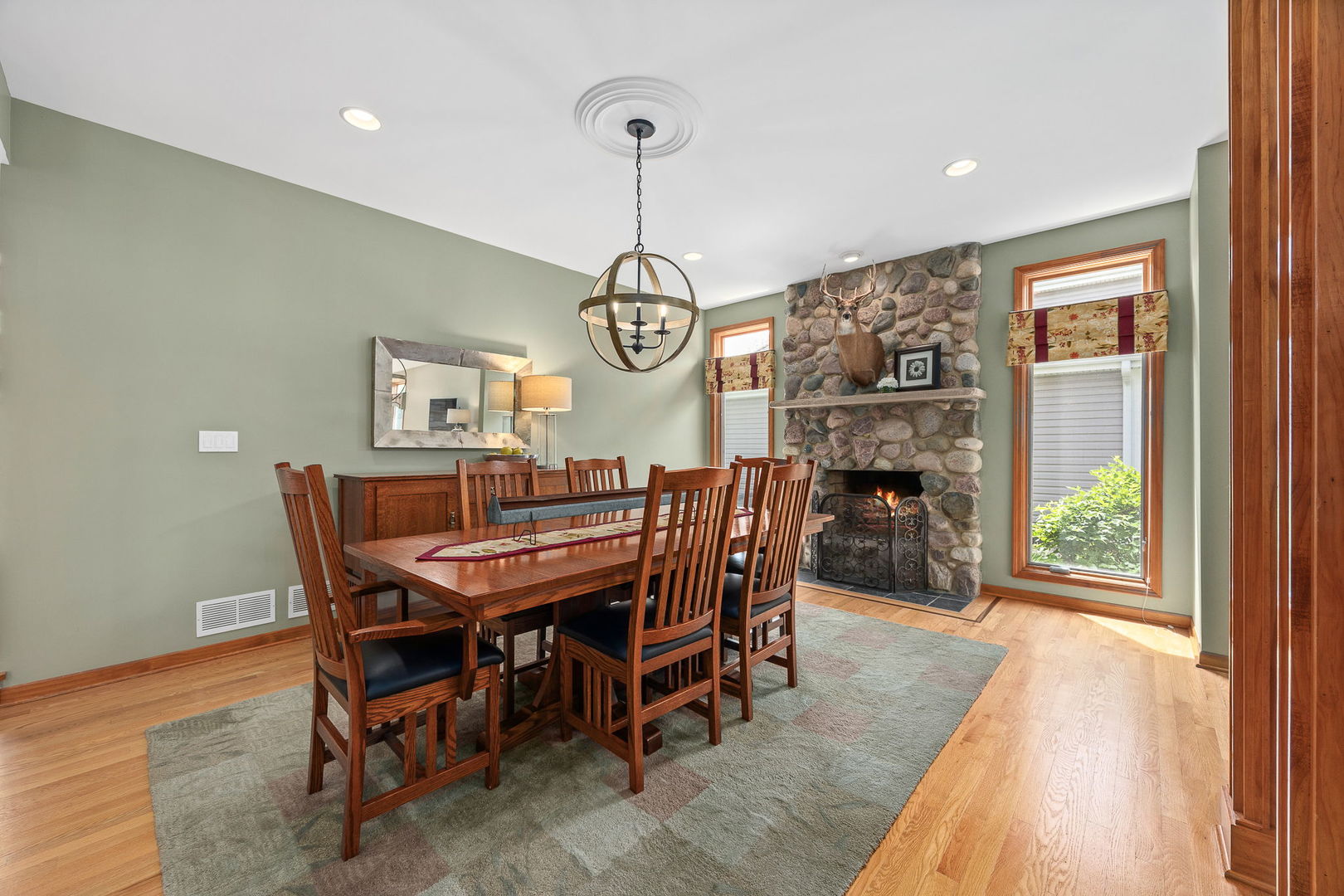 4542 Hatch Lane Lisle IL 60532