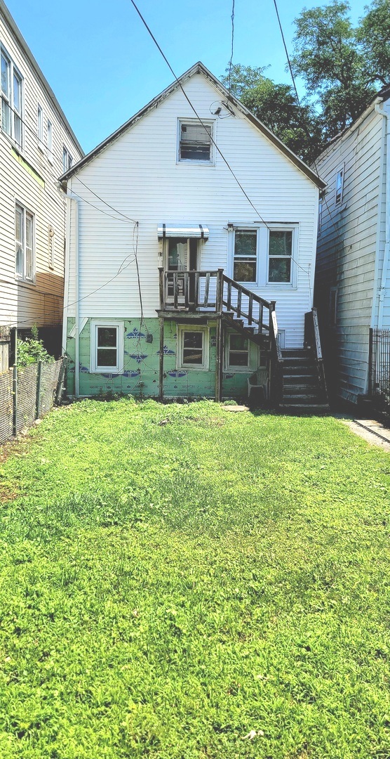 4534 South Honore Street Chicago IL 60609