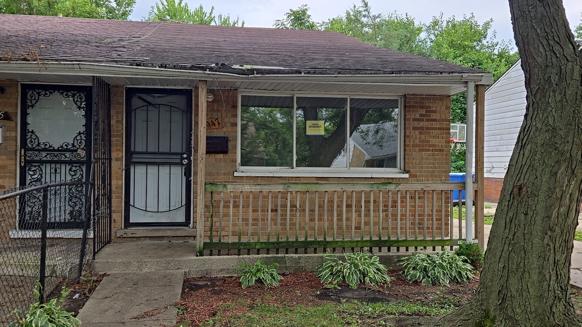 947 West 115th Place Chicago IL 60643