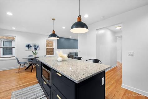 6322 North Monticello Avenue Chicago IL 60659