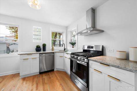 6322 North Monticello Avenue Chicago IL 60659