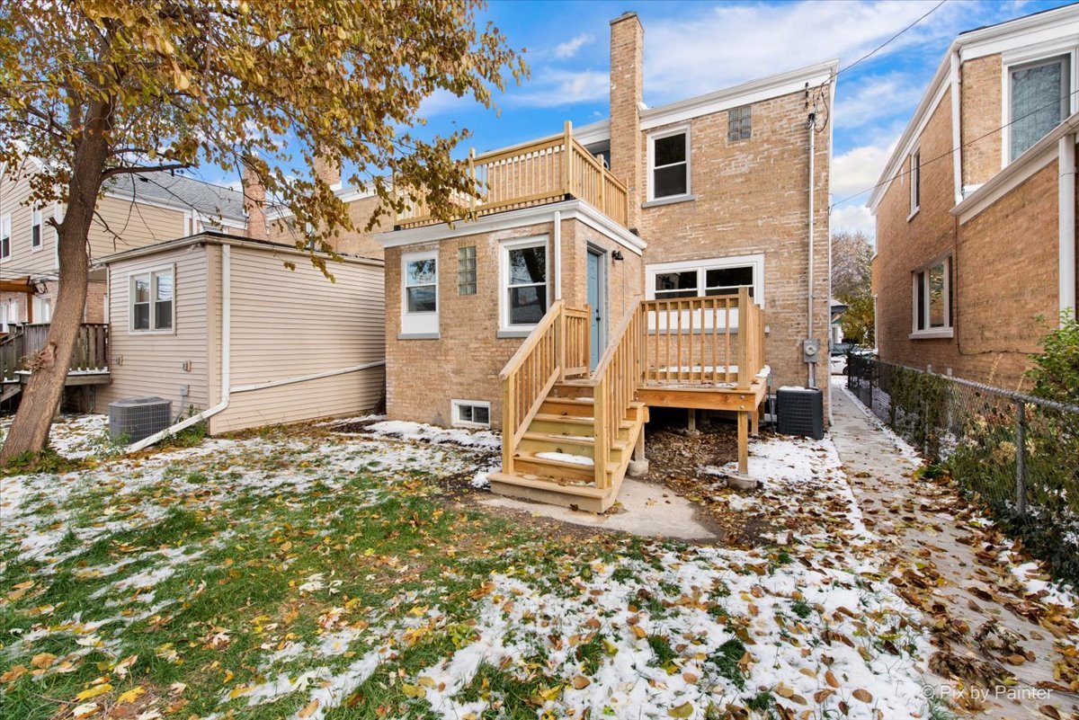 6322 North Monticello Avenue Chicago IL 60659