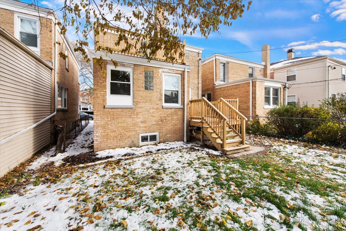 6322 North Monticello Avenue Chicago IL 60659