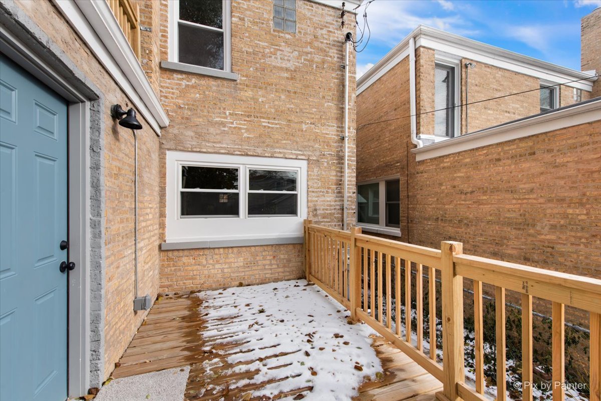 6322 North Monticello Avenue Chicago IL 60659