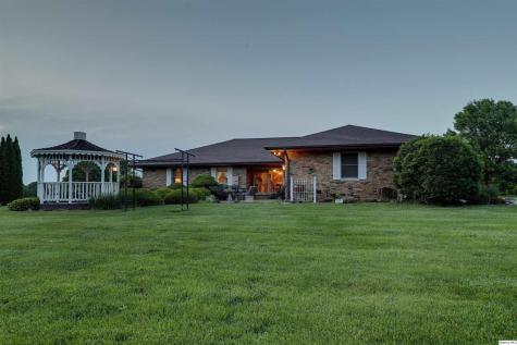 630 Spring Lake Drive Quincy IL 62305