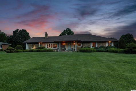 630 Spring Lake Drive Quincy IL 62305