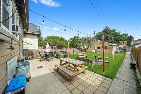 3829 Wisconsin Avenue Berwyn IL 60402