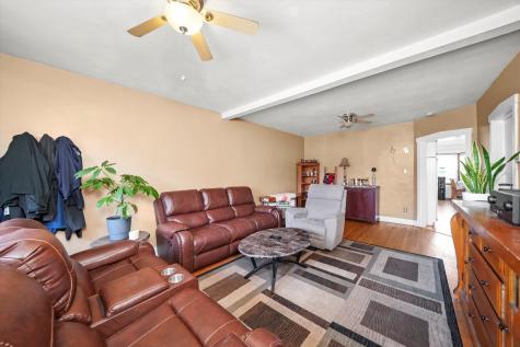 3829 Wisconsin Avenue Berwyn IL 60402