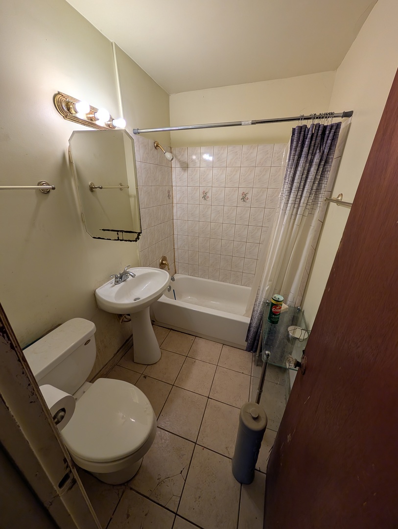 9960 South Van Vlissingen Road Chicago IL 60617