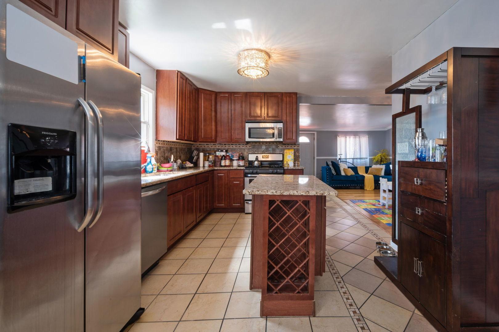 10736 South Church Street Chicago IL 60643