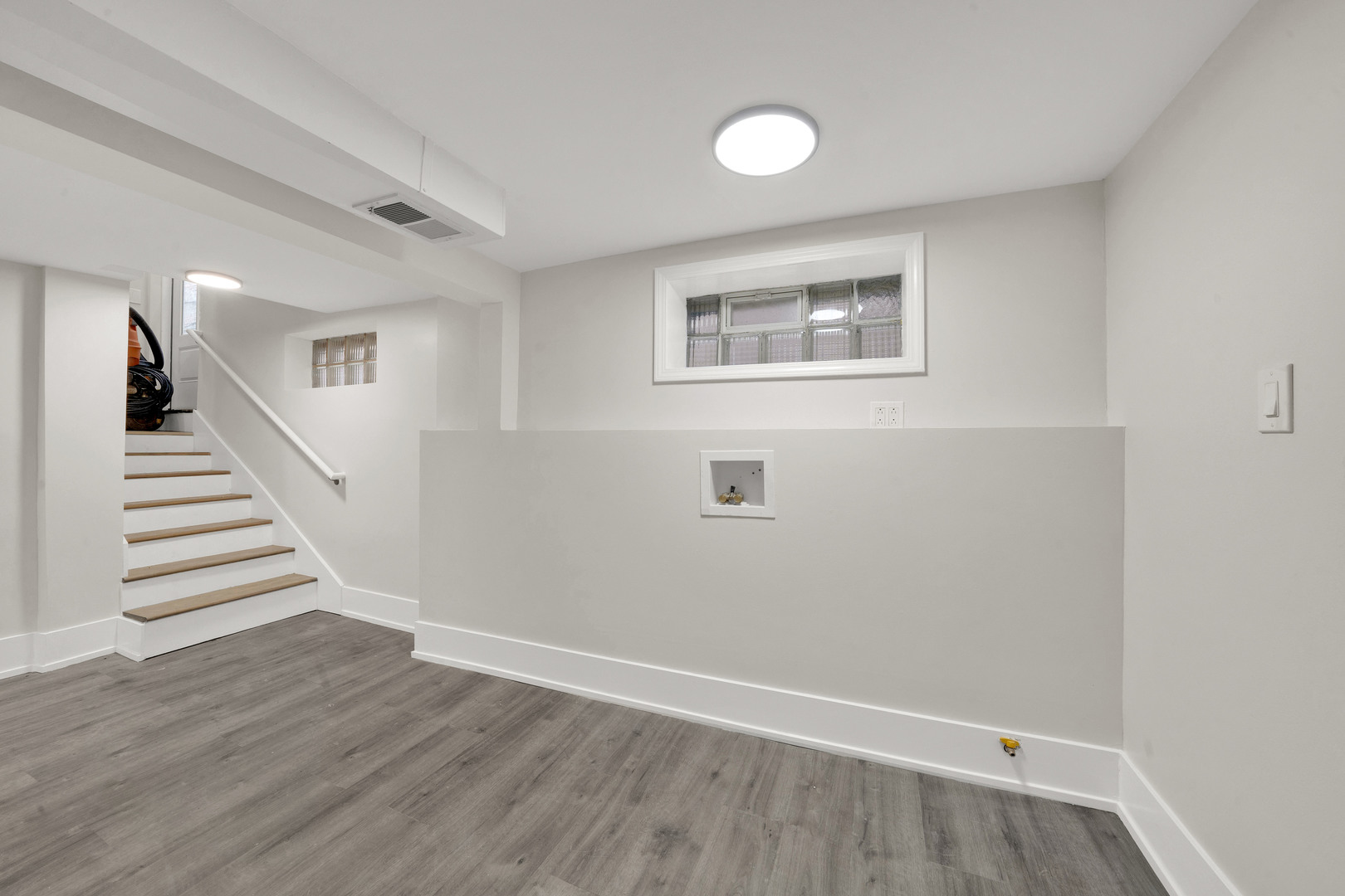 6235 South Kedvale Avenue Chicago IL 60629