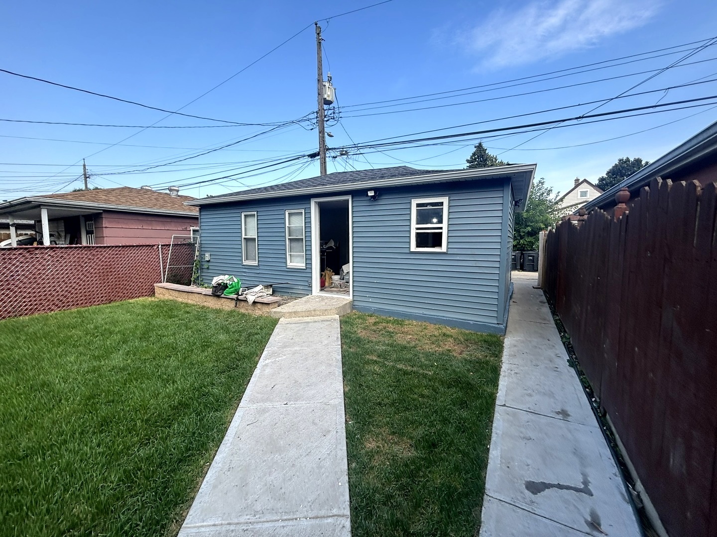 6235 South Kedvale Avenue Chicago IL 60629