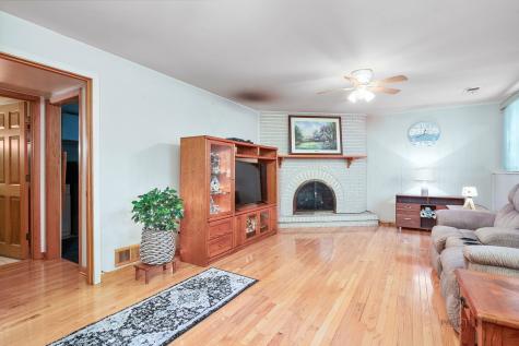 615 East Golf Road Libertyville IL 60048