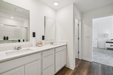 2404 Semillon Street Oswego IL 60543