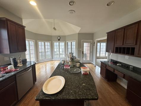 327 Royal Oak Drive Steger IL 60475