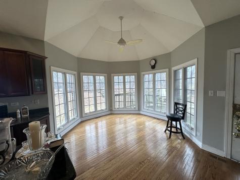 327 Royal Oak Drive Steger IL 60475
