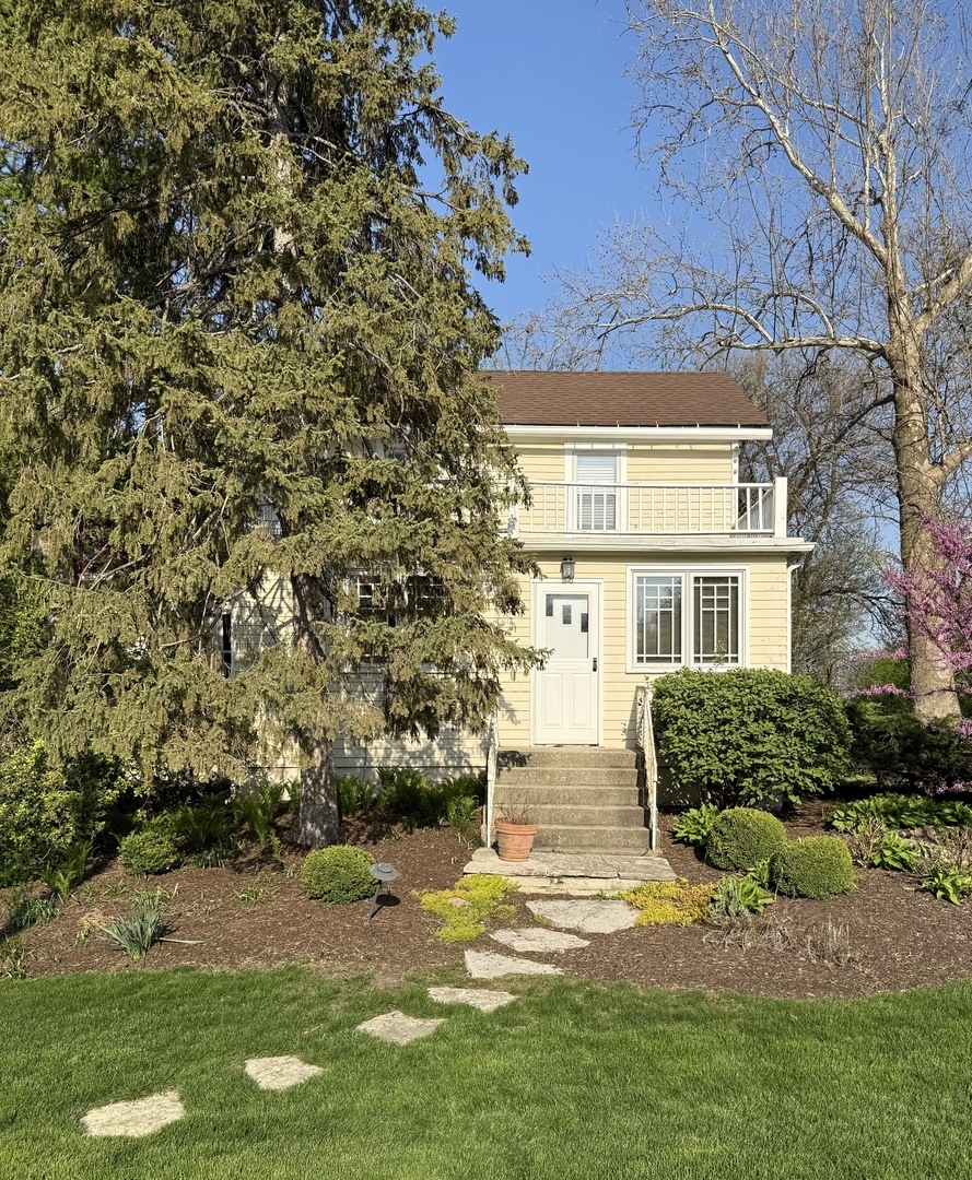3961 Fairview Avenue Downers Grove IL 60515
