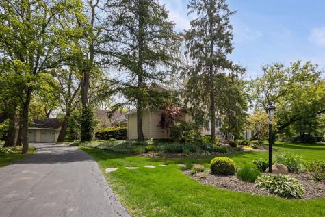 3961 Fairview Avenue Downers Grove IL 60515