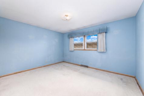 8744 West North Terrace Niles IL 60714