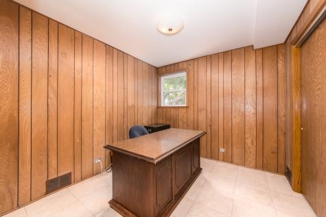 8744 West North Terrace Niles IL 60714