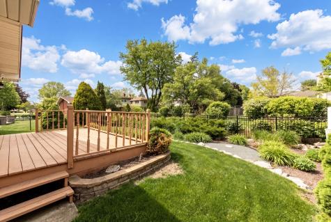 8744 West North Terrace Niles IL 60714