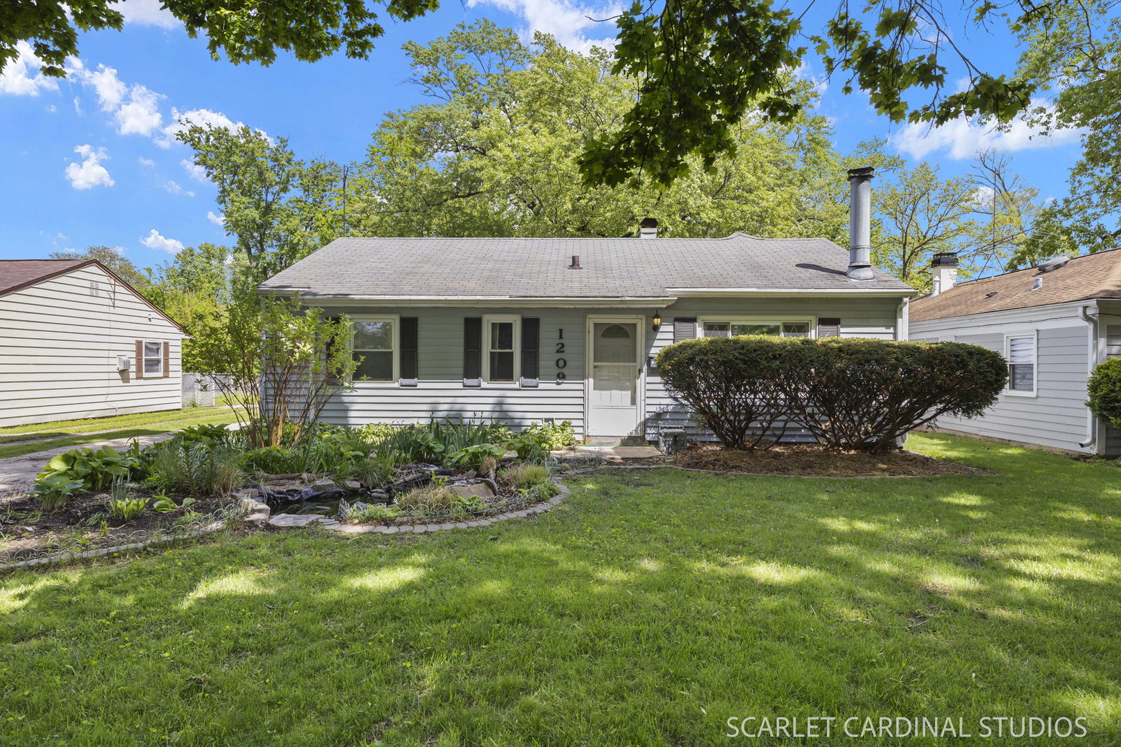 1209 Fischer Street Wheaton IL 60189