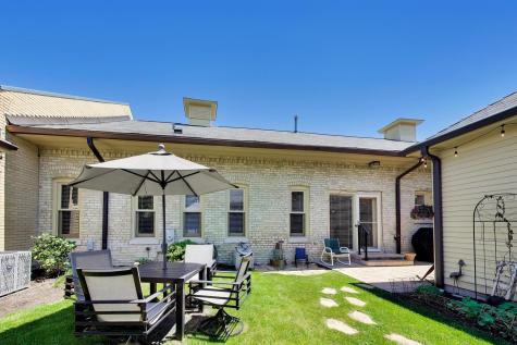 824 Stables Court Highwood IL 60040
