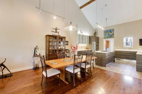 824 Stables Court Highwood IL 60040