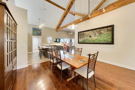 824 Stables Court Highwood IL 60040