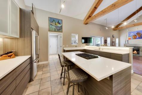 824 Stables Court Highwood IL 60040
