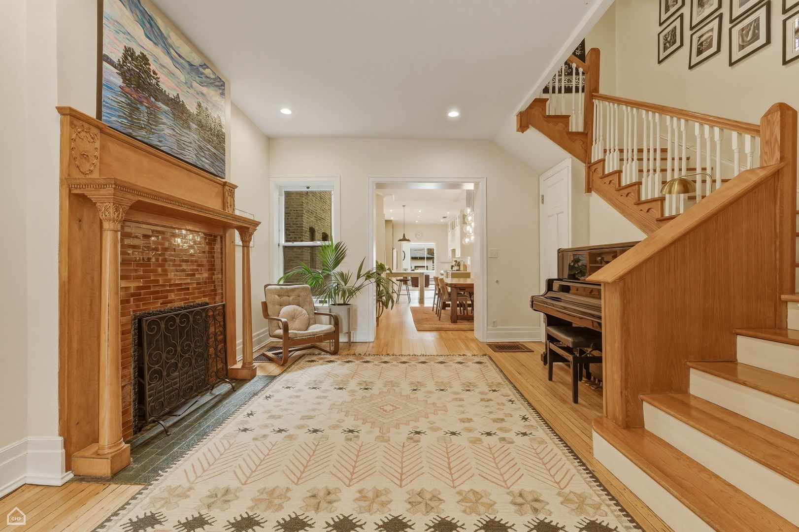 5029 South Dorchester Avenue Chicago IL 60615