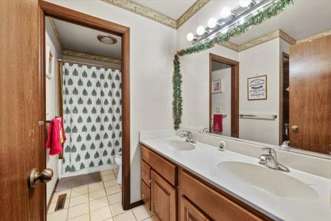 506 East Scovill Street Urbana IL 61801