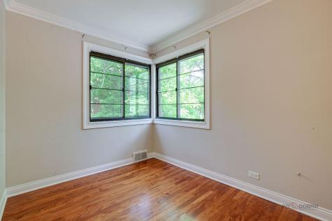 1741 Beverly Place Highland Park IL 60035