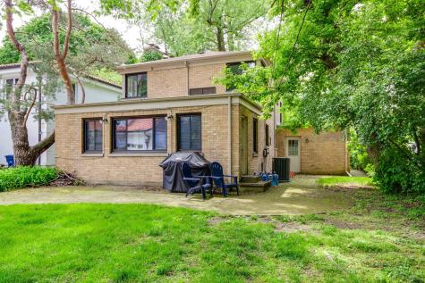 1741 Beverly Place Highland Park IL 60035