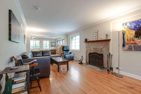 1741 Beverly Place Highland Park IL 60035