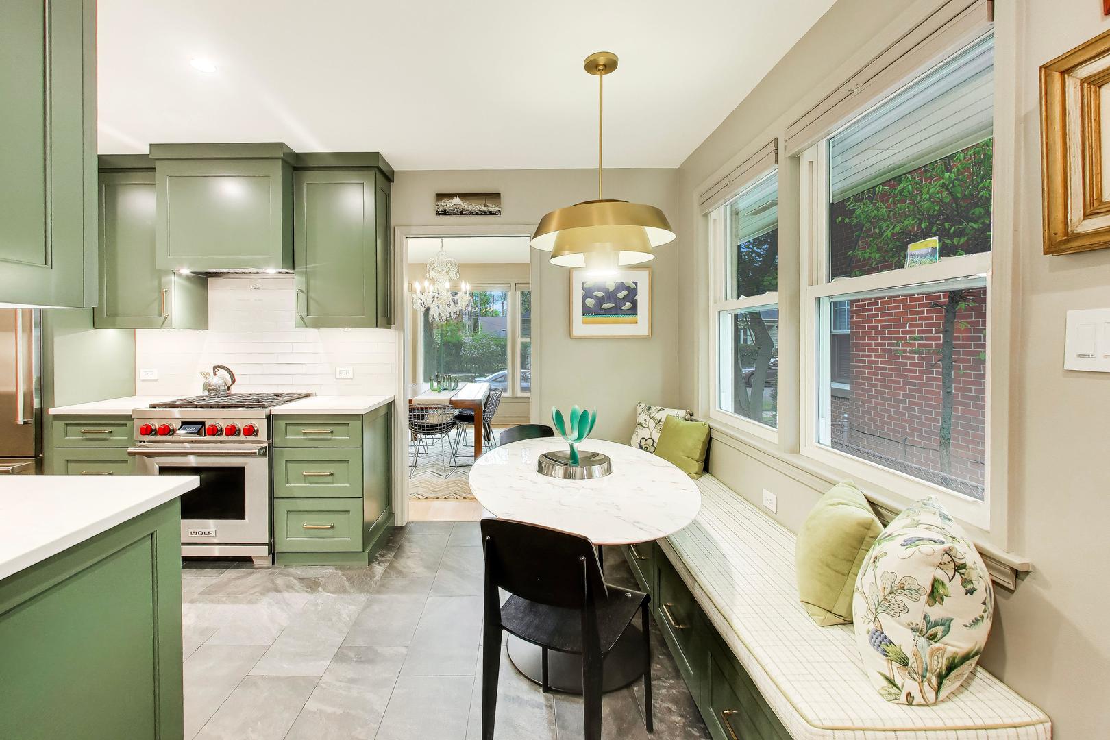 2646 West Birchwood Avenue Chicago IL 60645