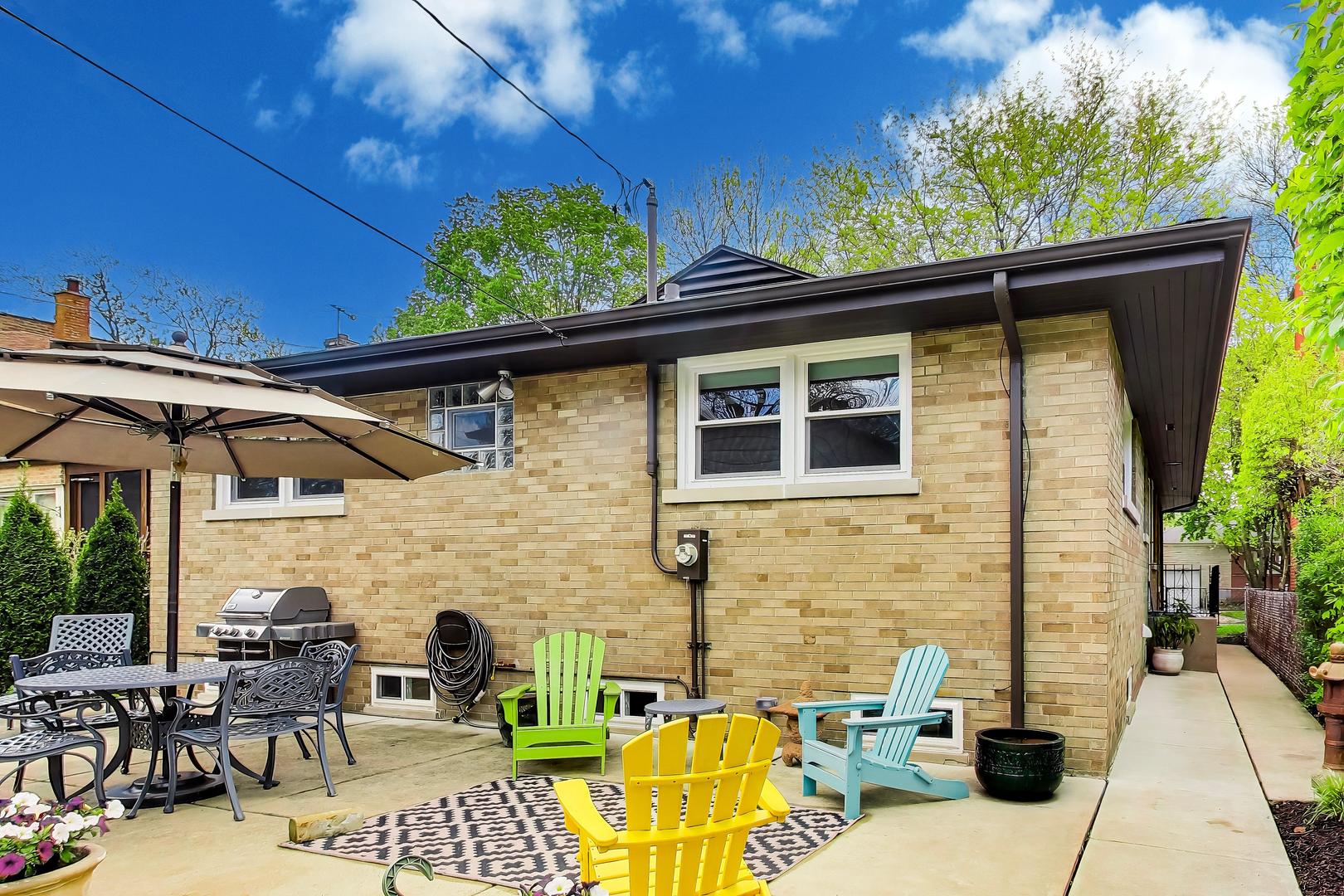 2646 West Birchwood Avenue Chicago IL 60645