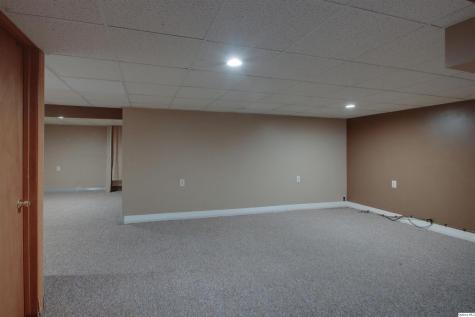2934 Hampshire Street Quincy IL 62301-3747