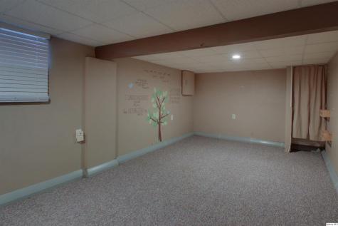 2934 Hampshire Street Quincy IL 62301-3747