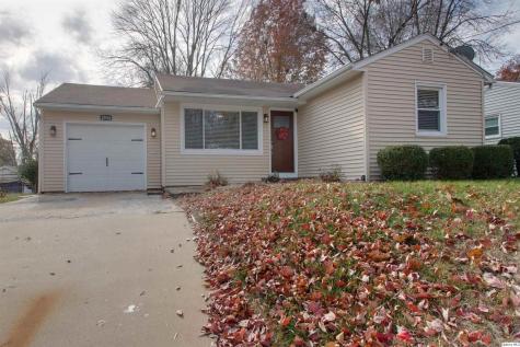 2934 Hampshire Street Quincy IL 62301-3747